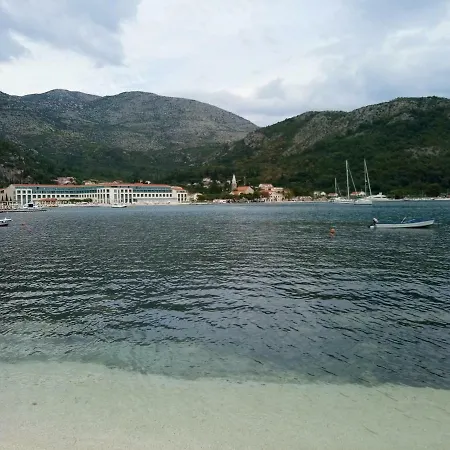 아파트 Mar